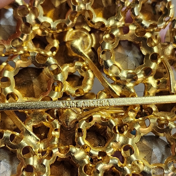 Vintage Austrian Crystal Blue Floral Brooch - Picture 5 of 8